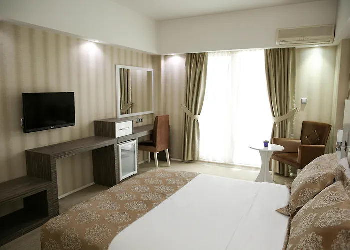 Mox Hotel Wellness & Spa