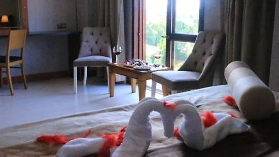 Green Mount Hotel